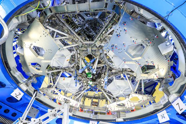 NASA image: Artemis III service module