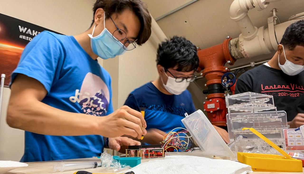 jsc2022e057880 (6/3/2022) --- The Biopolymer Research for In-Situ Capabilities team assembles the control experiments that will be delivered to middle school classrooms for the students to run as part of the citizen science program. Image courtesy of Ben Gao.