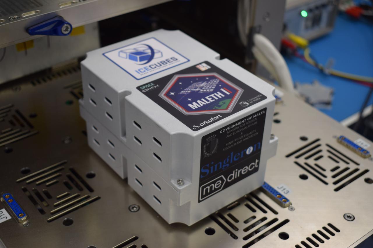 jsc2022e057890 (5/12/2022) --- MALETH II Biocube, based on the ICE Cubes platform by Space Applications Services, that takes Malta’s second space mission samples to the International Space Station. This is part of the Follow-up Study of Human Skin Tissue Microbiome Studies and Yeast Cells in Space (Ice Cubes #9.2 – Maleth 2) investigation. Image courtesy of Glenn Sciortino, Arkafort Ltd.