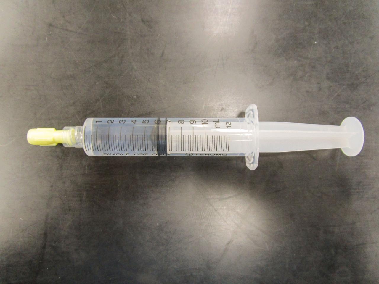 jsc2022e068257 (5/11/2022) --- A preflight view of the syringe used to transfer the nematode-suspended medium into Culture Bag/ Fixation Bag. Effect of the Space Environment on the Neural Integration System and Aging of the Model Animal C. elegans (Neural Integration System) uses nematodes to examine how microgravity affects the nervous system.  Image courtesy of JAXA