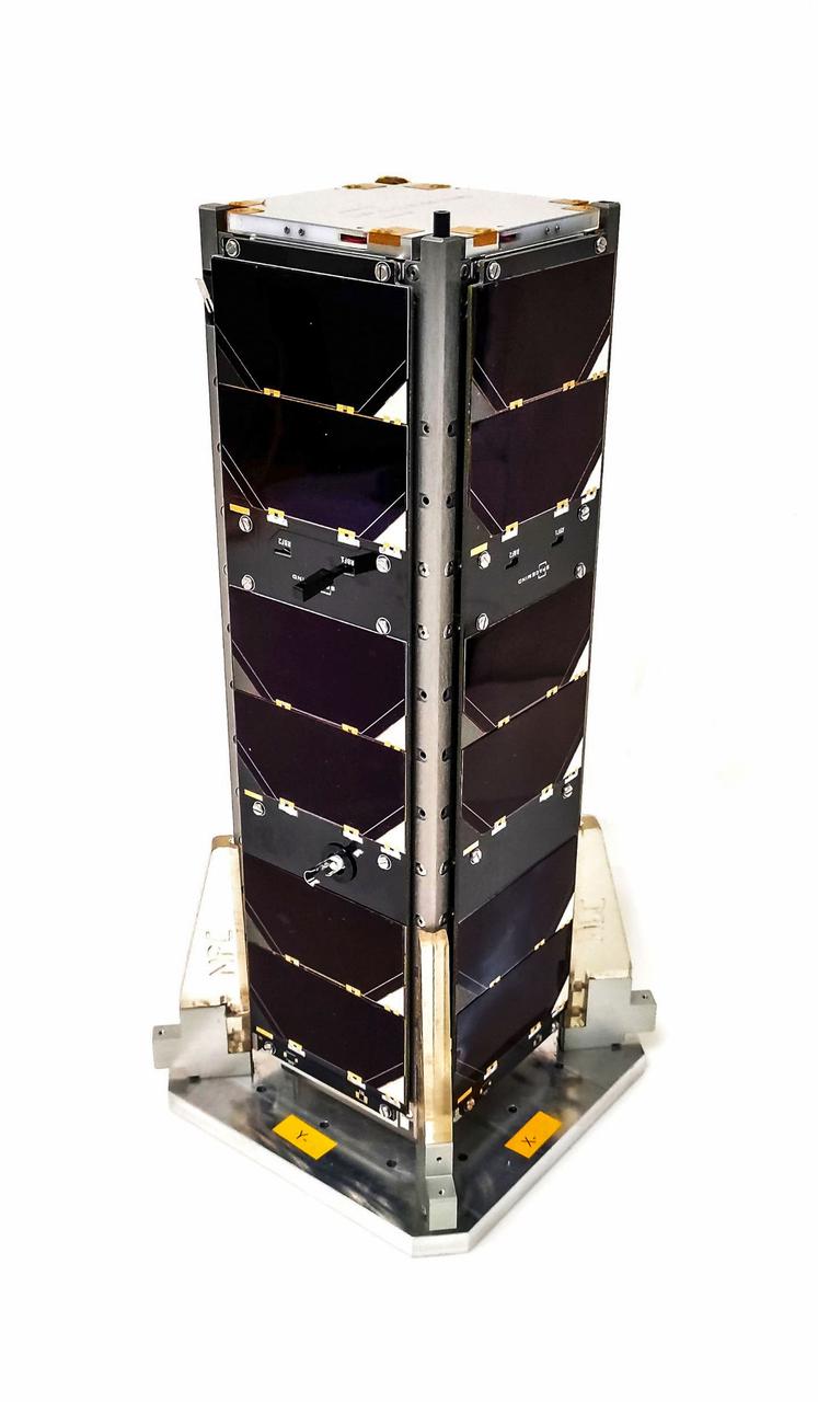 jsc2022e084486 (11/2/2022) --- A preflight view of the DANTESAT 3U CubeSat. Image courtesy of NPC Spacemind.