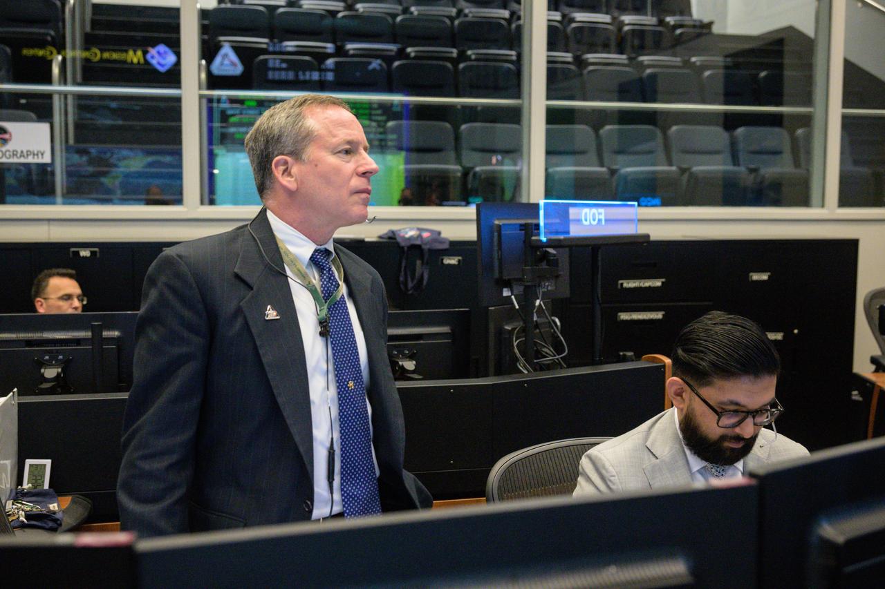 Flight Day 16: Mission Control during Distant Retrograde Departure