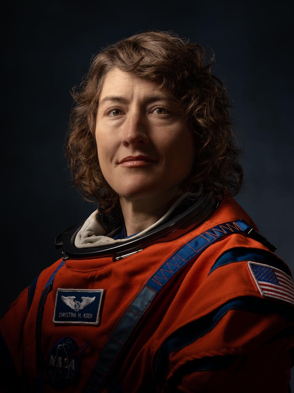  NASA Astronaut Christina Hammock Koch will be making her second flight to space on the Artemis II mission, serving as a mission specialist. Koch served as flight engineer aboard the space station for Expedition 59, 60, and 61. Koch set a record for the longest single spaceflight by a woman with a total of 328 days in space and participated in the first all-female spacewalks.  PHOTOGRAPHER: Josh Valcarcel