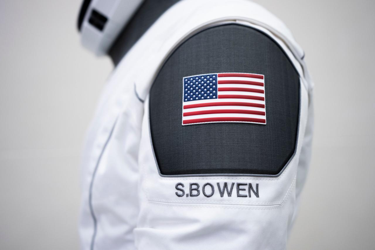 jsc2023e005744 (Jan. 30, 2023) --- A SpaceX launch and entry suit bears an American flag, and the name of NASA astronaut Stephen Bowen, who will serve as the commander of NASA's SpaceX Crew-6 mission to the International Space Station. Credit: SpaceX