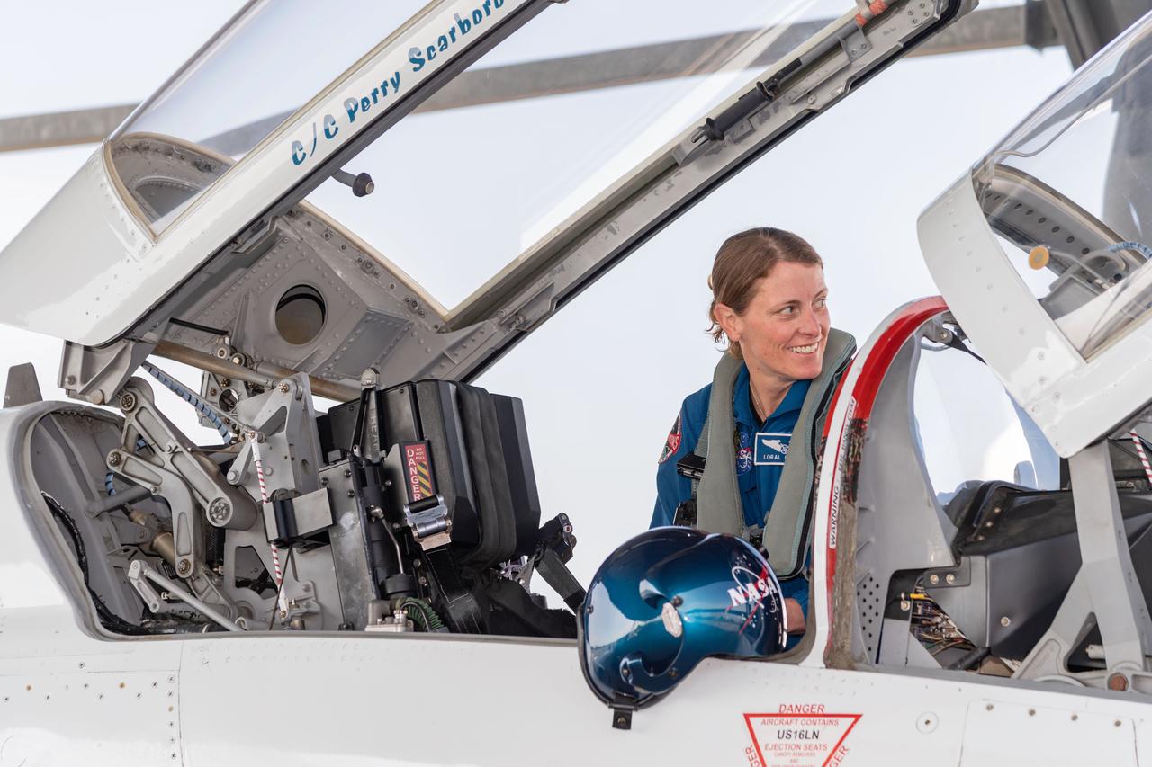 jsc2023e014640 (March 10, 2023) --- NASA astronaut Loral O'Hara conducts preflight training aboard a T-38 trainer jet at Ellington Field in Houston, Texas, before beginning her mission to the International Space Station.
