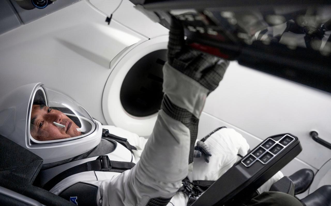 jsc2023e045332 - NASA's SpaceX Crew-7 mission specialist Satoshi Furukawa is pictured training inside a Dragon mockup crew vehicle at SpaceX headquarters in Hawthorne, California. Credit: SpaceX 