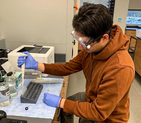 sc2023e065194 (1/20/2023) --- A student researcher works on their The Effects of Microgravity on Cholesterol Lowering Activity by Lactobacillus acidophilus, which will be included in the Nanoracks-National Center for Earth and Space Science Education-Orbiter-Student Spaceflight Experiments Program Mission 17 to ISS (Nanoracks-NCESSE-Orbiter-SSEP).