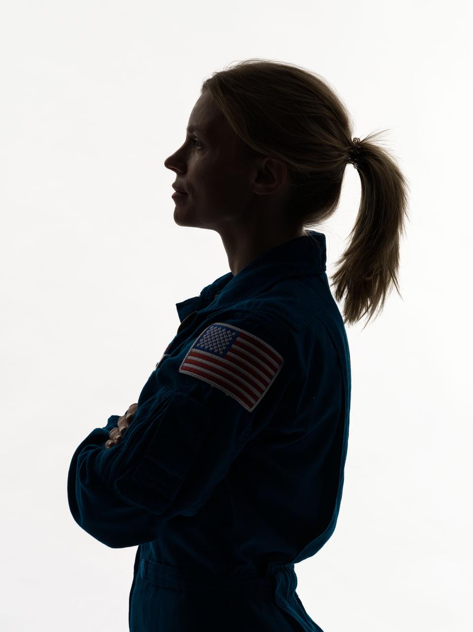 jsc2023e067737_alt (Dec. 29, 2023) --- NASA astronaut and SpaceX Crew-9 Commander Zena Cardman poses for a portrait at NASA's Johnson Space Center in Houston. Texas. Credit: NASA/Bill Stafford/Robert Markowitz