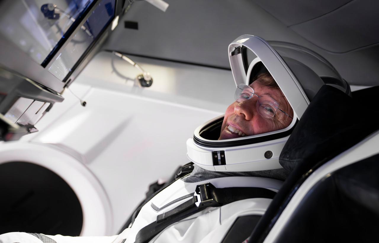 jsc2024e011722 (Dec. 3, 2023) --- NASA astronaut and SpaceX Crew-8 Pilot Michael Barratt is pictured training inside a Dragon mockup crew vehicle at the company's headquarters in Hawthorne, California. Credit: SpaceX