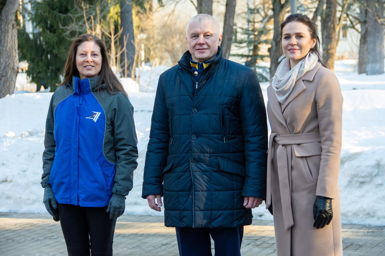 jsc2024e018307 (March 6, 2024) --- Soyuz MS-25 crew members (from left) NASA astronaut Tracy Dyson, Roscosmos cosmonaut Oleg Novitskiy, and Belarus spaceflight participant Marina Vasilevskaya are pictured before departing the Gagarin Cosmonaut Training Center in Star City, Russia, for the Baikonur Cosmodrome in Kazakhstan. The trio is in final training for its mission launching aboard the Soyuz MS-25 spacecraft to the International Space Station. Credit: GCTC