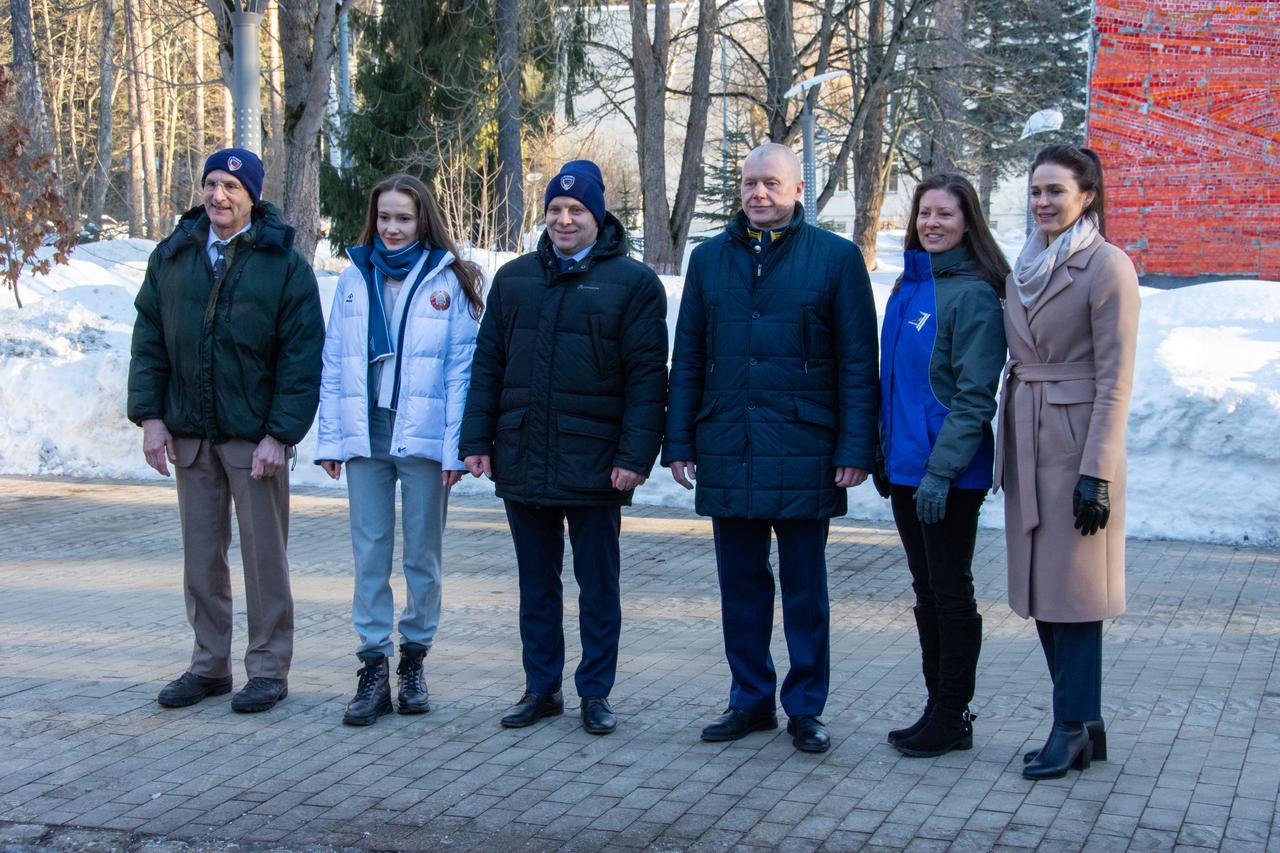 jsc2024e018308 (March 6, 2024) --- Soyuz MS-25 backup and prime crew members are pictured before departing the Gagarin Cosmonaut Training Center in Star City, Russia, for the Baikonur Cosmodrome in Kazakhstan. From left are, backup crew members NASA astronaut Don Pettit, Roscosmos cosmonaut Ivan Vagner, and Belarus spaceflight participant Anastasia Lenkova, and prime crew members Roscosmos cosmonaut Oleg Novitskiy, Tracy Dyson, and Belarus spaceflight participant Marina Vasilevskaya. Credit: GCTC