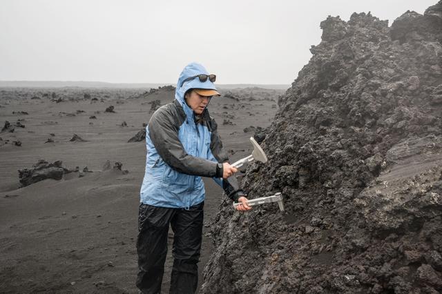 NASA image: Artemis II Crew geology training in Iceland - jsc2024e055200