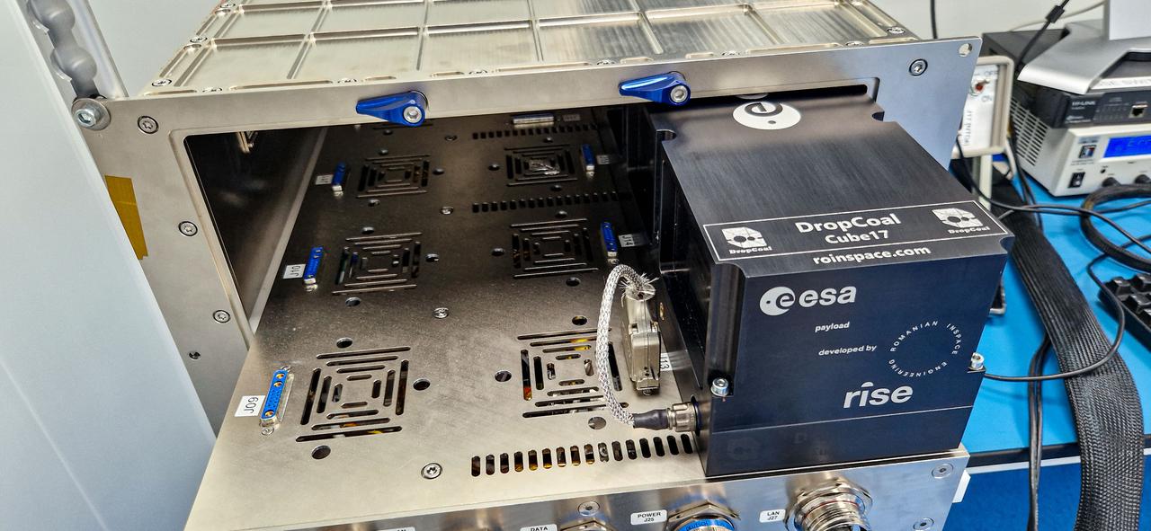 jsc2024e068512 (7/24/2024) --- Setup for Investigation of Drops Coalescence in View of Medical Applications (DropCoal) (ICE Cubes #17 - DropCoal) during the Interface test, integrated into the ICE Cubes Facility engineering model (EM) at Space Application Services (SAS) premises in Brussels. The investigation studies how water and ethanol droplets of various sizes behave when colliding at different velocities. Image courtesy of Romanian InSpace Engineering.