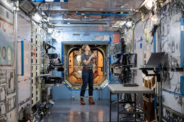 NASA image: NASA astronaut Zena Cardman conducts emergency training