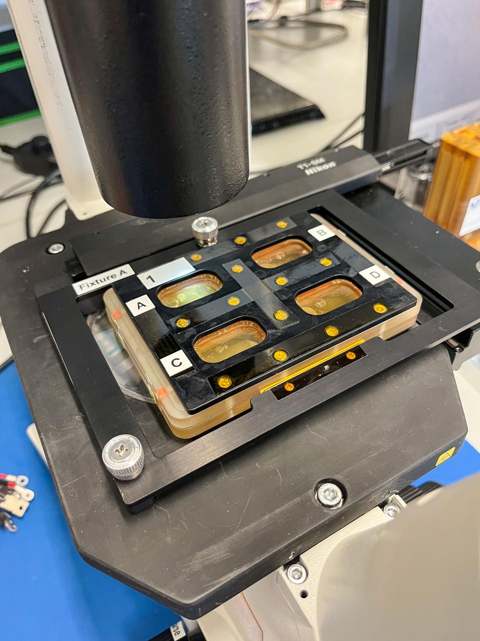 BioCell in BioServe’s ground unit of the on-orbit Microscope during in-situ imaging of the iPSC. (Credit: BioServe)