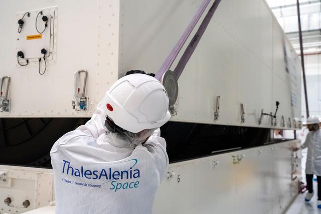 NASA image: Preparing Gateway’s HALO for Departure from Italy to Arizona (jsc2025e034737)