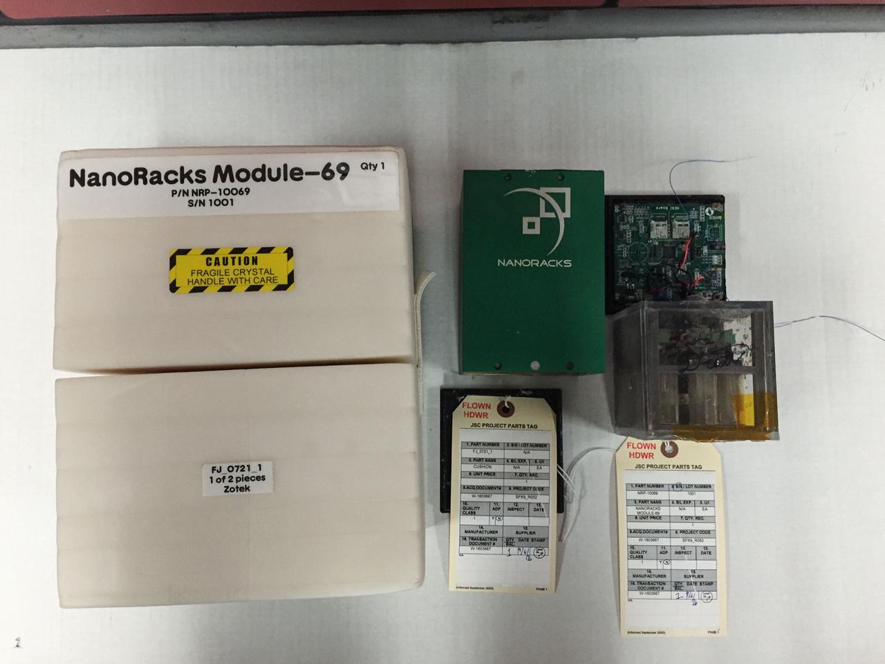 jsc2025e044835 (9/8/2016) --- Contents flown for the NanoRacks-Crystallization Of Silver Nitrate in Microgravity On a Silver Cathode (NanoRacks-COSMOS). This investigation assesses the 3D structure of silver nitrate crystals formed by electrolysis in microgravity. Image courtesy of Dave Schlichting.