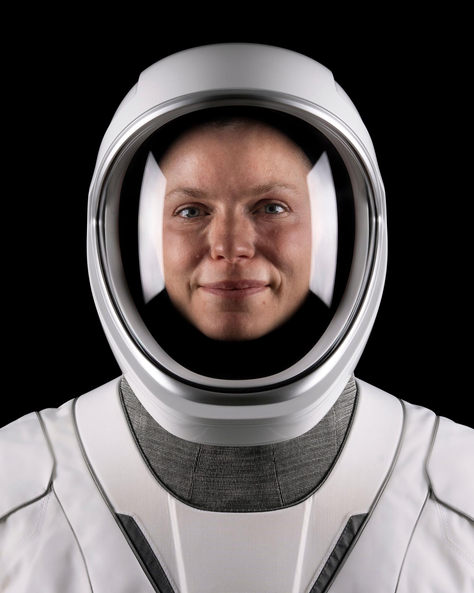 NASA astronaut Zena Cardman, commander of NASA’s SpaceX Crew-11 mission to the International Space Station, poses for a portrait in his pressure suit at SpaceX headquarters in Hawthorne, California.