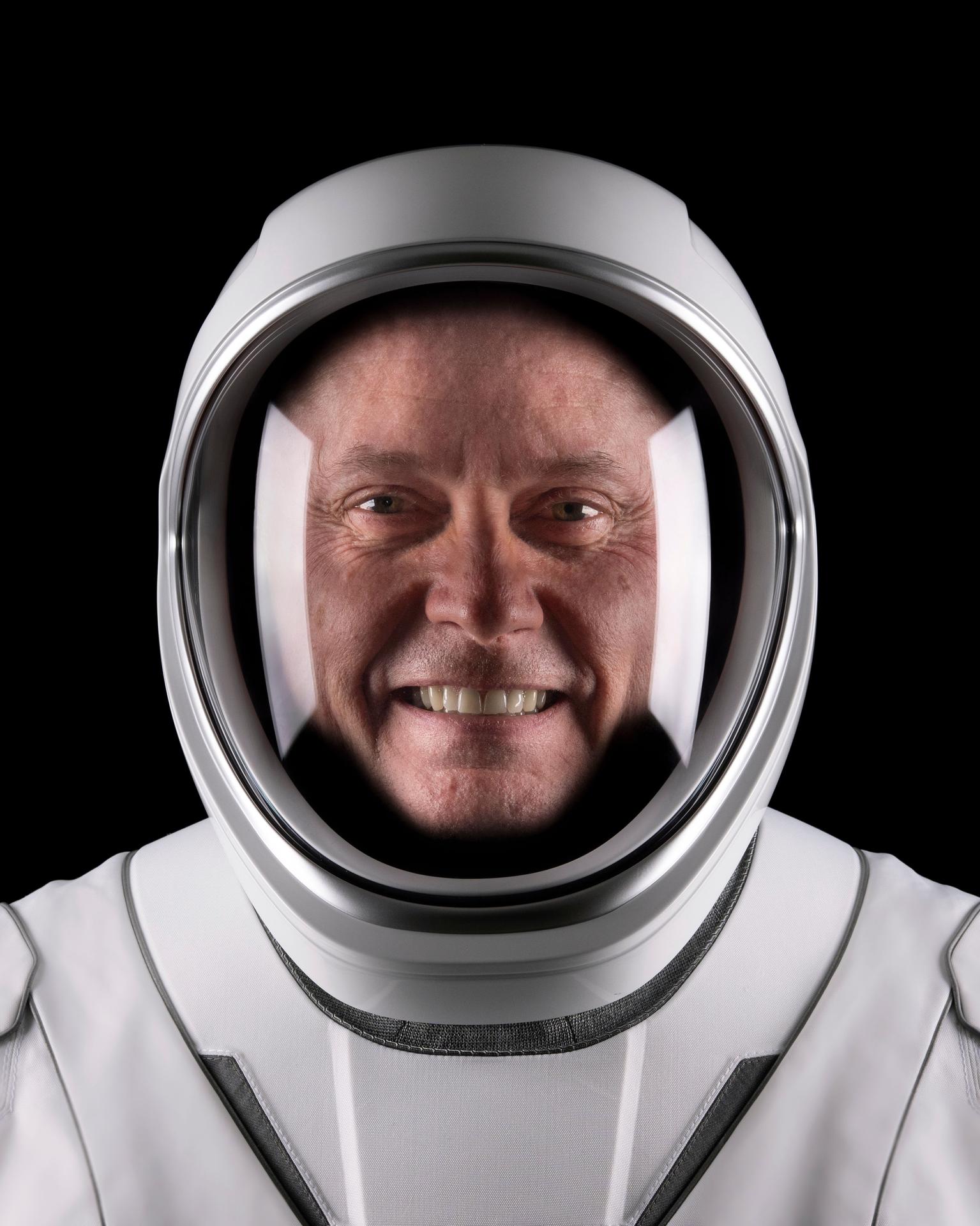 NASA astronaut Mike Fincke, pilot of NASA’s SpaceX Crew-11 mission to the International Space Station, poses for a portrait in his pressure suit at SpaceX headquarters in Hawthorne, California.