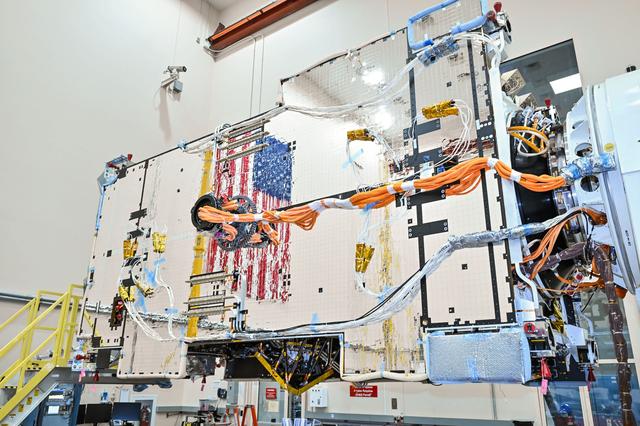 Gateway’s Power and Propulsion Element Undergoes Flight Software Uploads jsc2026e005279