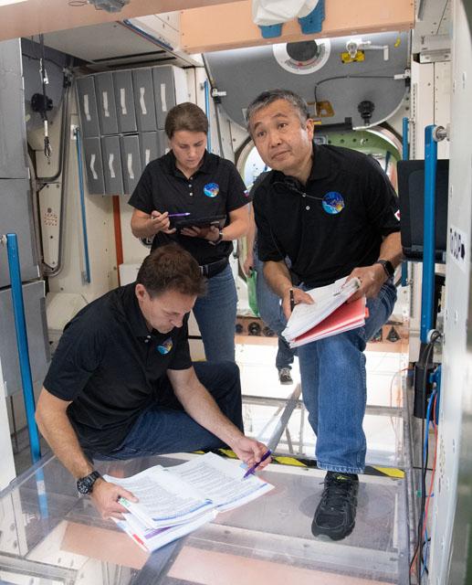 NASA image: NASA's SpaceX Crew-5 in space station mockups