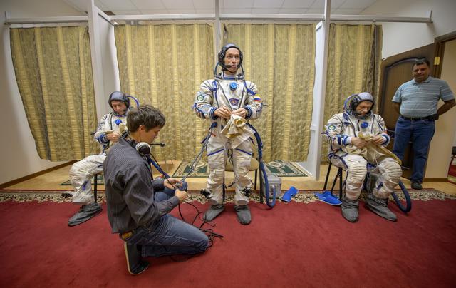 NASA image: Expedition 49 Qualification Exams