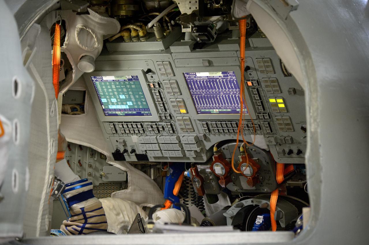 The interior of the Soyuz simulator is seen as Expedition 49 NASA astronaut Shane Kimbrough, Russian cosmonauts Sergei Ryzhikov and Andrey Borisenko of Roscosmos take their Soyuz qualification exams, Wednesday, Aug. 31, 2016, at the Gagarin Cosmonaut Training Center (GCTC) in Star City, Russia. Photo Credit: (NASA/Bill Ingalls)