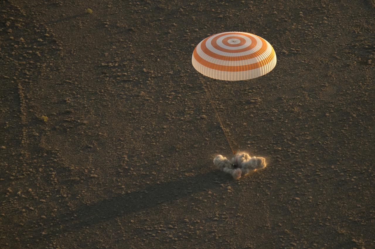 The Soyuz TMA-20M spacecraft is seen as it lands with Expedition 48 crew members NASA astronaut Jeff Williams, Russian cosmonauts Alexey Ovchinin, and Oleg Skripochka of Roscosmos near the town of Zhezkazgan, Kazakhstan on Wednesday, Sept. 7, 2016(Kazakh time). Williams, Ovchinin, and Skripochka are returning after 172 days in space where they served as members of the Expedition 47 and 48 crews onboard the International Space Station. Photo Credit: (NASA/Bill Ingalls)