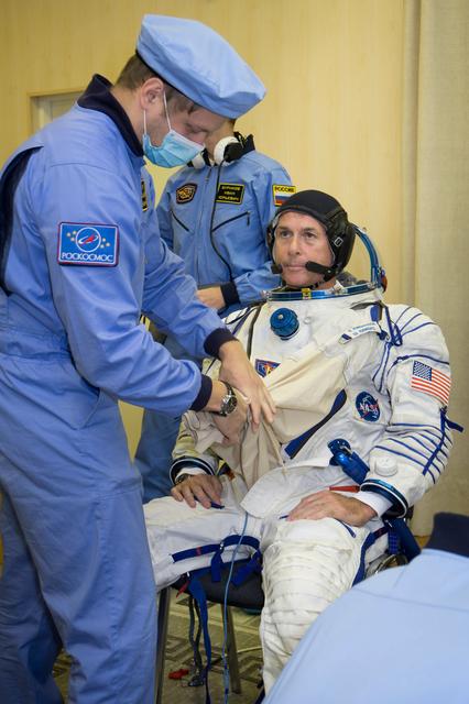 NASA image: Expedition 49 Preflight