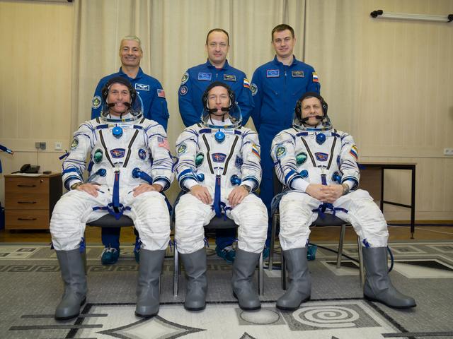 NASA image: Expedition 49 Preflight