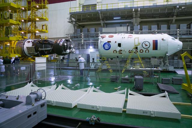 NASA image: Expedition 49 Preflight