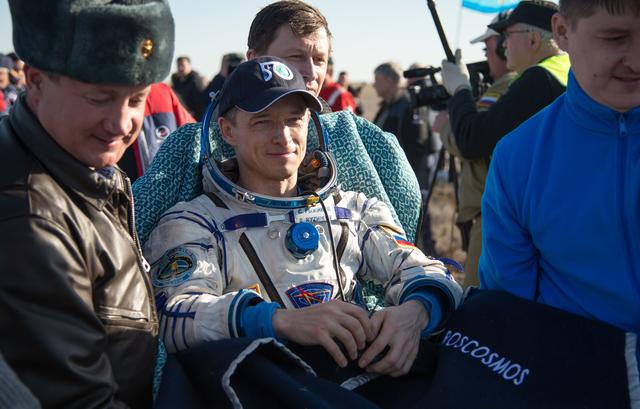 NASA image: Expedition 50 Soyuz MS-02 Landing