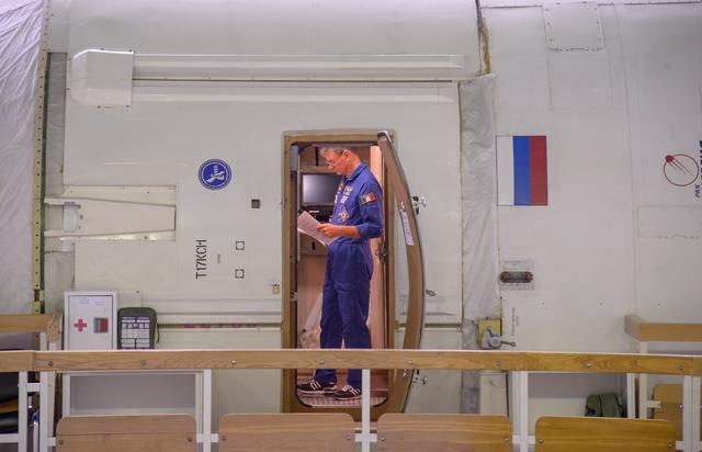 NASA image: Expedition 52 Qualification Exams