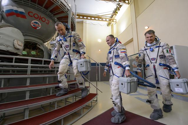 NASA image: Expedition 52 Qualification Exams