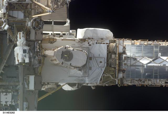 NASA image: S0 truss and mobile transporter, with the P6 truss