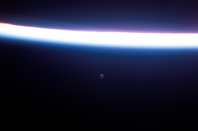 NASA image: Airglow of Earth's atmosphere as seen by the STS-114 crew