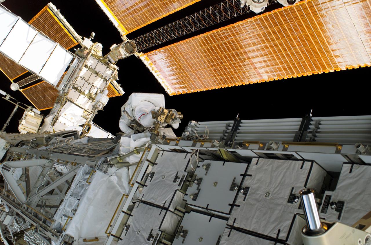 S115-E-05704 (12 Sept. 2006) --- Astronaut Joseph R. Tanner, STS-115 mission specialist, participates in the first of three sessions of extravehicular activity (EVA) as construction resumes on the International Space Station.