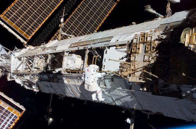 NASA image: EVA 2 - Tani on S1 truss.