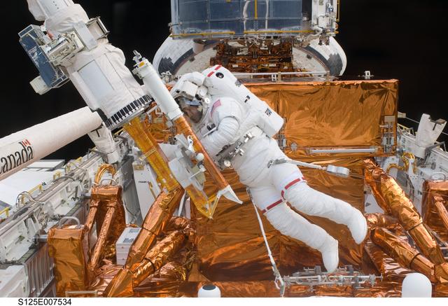 NASA image: STS-125 MS4 Massimino during EVA2