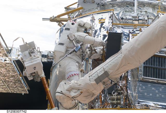NASA image: STS-125 MS1 Good during EVA2