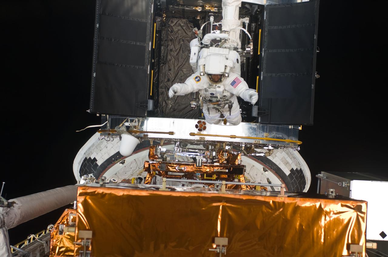 STS-125 MS5 Feustel during EVA3
