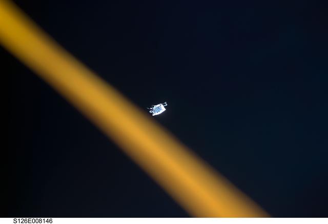 NASA image: Untethered Crewlock Bag Drifts Away from ISS