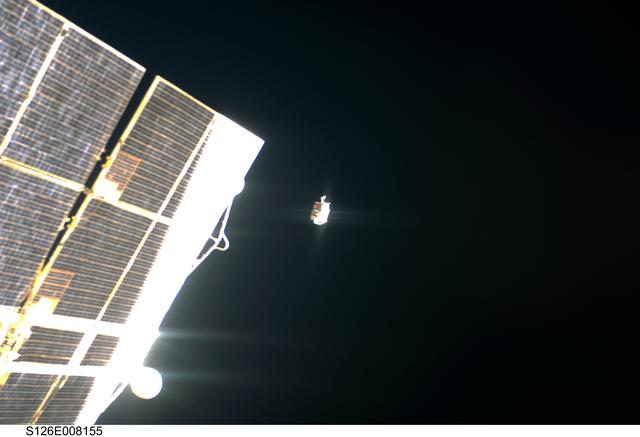 NASA image: Untethered Crewlock Bag Drifts Away from ISS