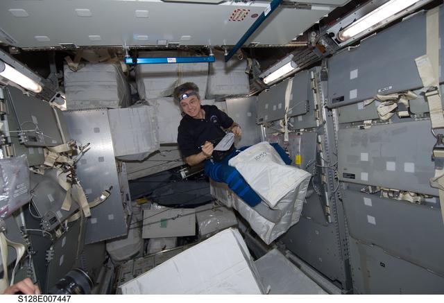 NASA image: MPLM Stowage transfer OPS