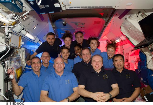 NASA image: STS-131 / Expedition 23 Group Photo in JEM