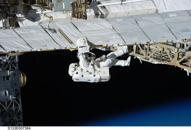 NASA image: s133e007384