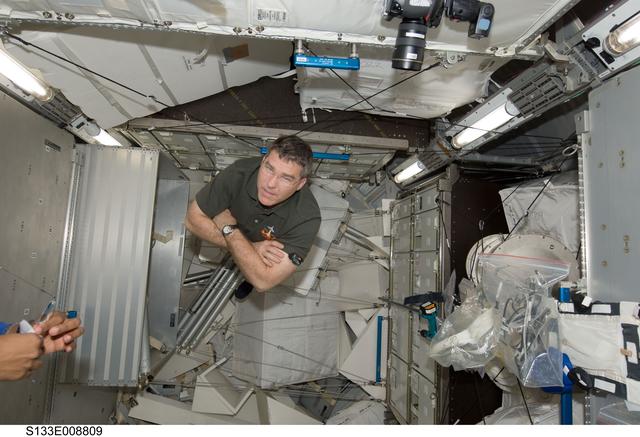 NASA image: s133e008809