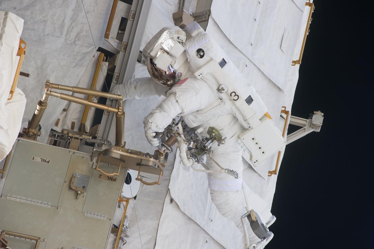View of STS-134 MS Fincke during EVA-4
