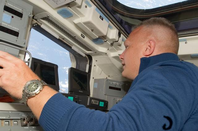 NASA image: Hurley on Aft Flight Deck