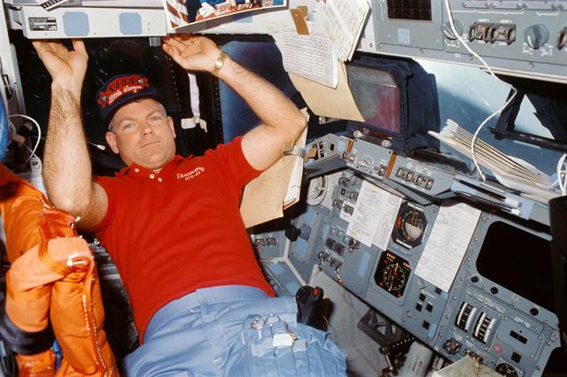 NASA image: STS-29 crew activities